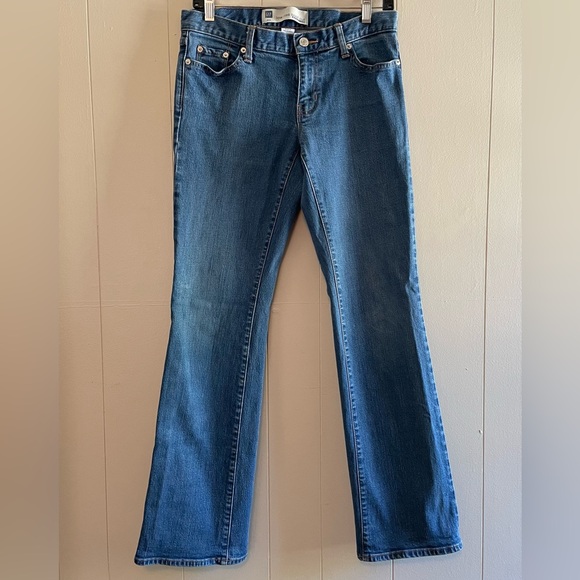 GAP Low Rise Bootcut Jeans - Picture 3 of 6